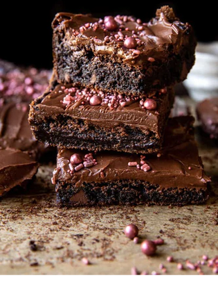  Old Fashioned Iced Fudge Brownies.